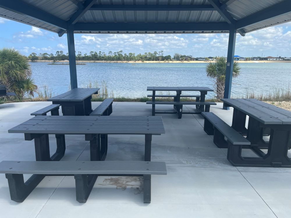 Crystal Lake Park - picnic shelter